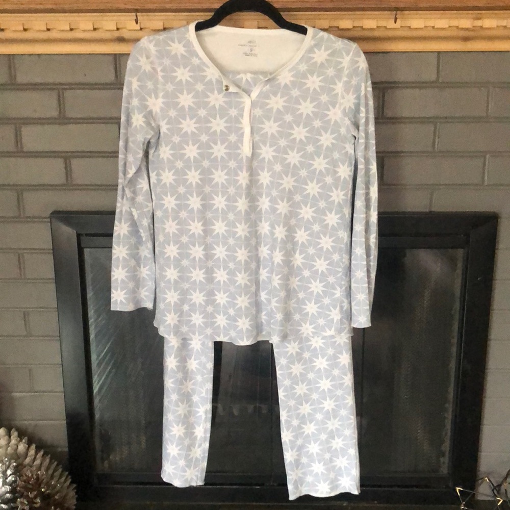 NWOT…roller rabbit pajama set